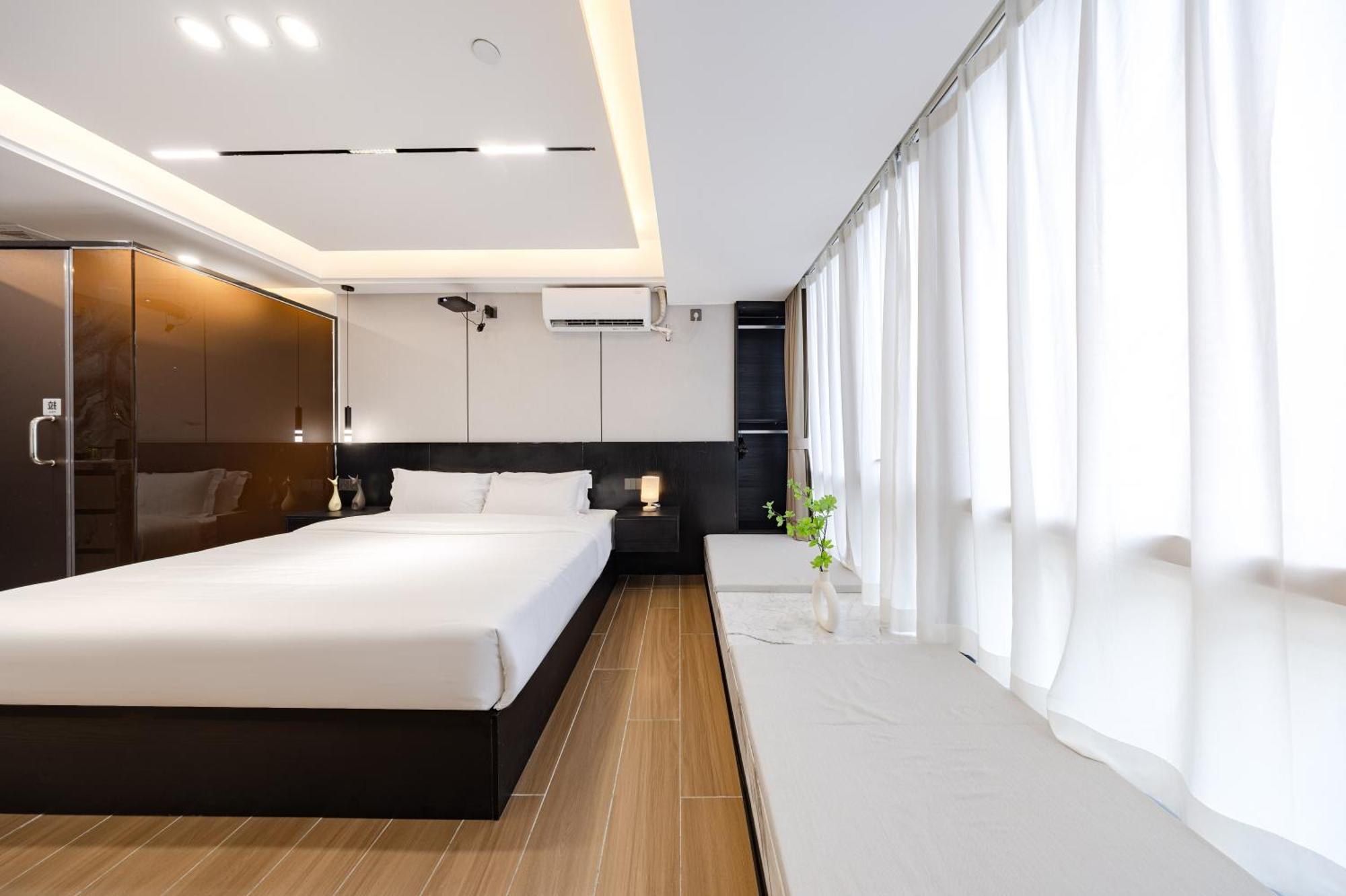 Yu Manju High-Floor Huge-Screen Audiovisual Hotel-Guangzhou Tower Zhujiang New Town Sports West Road Branch 외부 사진